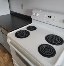 Unfurnished 2 Bed, 1 Bath Apartment - Photo 4