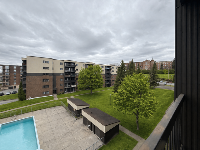 SUPERBE 4 ½ EN COIN,ENTIÈREMENT RÉNOVÉ-1575$ TOUT INCLUS! - Photo 8