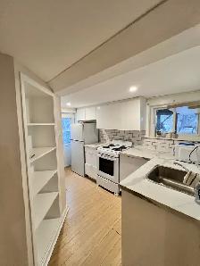 CHARMING 2 BR LOWER LEVEL UNIT | 108 HERRING COVE ROAD | $1595 - Photo 5