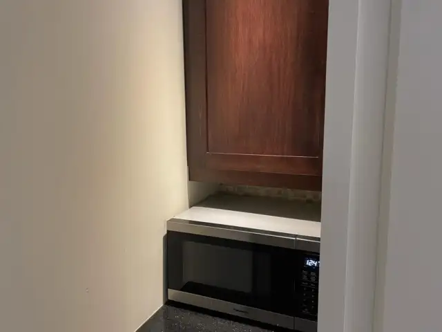 BEAUTIFUL 1 BED 1 BATH FURNISHED CONDO AVAILABLE NOW! - Photo 6