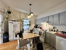 GORGEOUS 3 BR 1 BATH HALIFAX MAIN LEVEL FLAT AVAILABLE NOW! - Photo 4