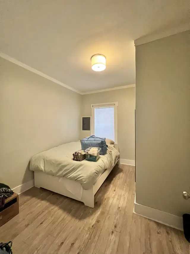 GORGEOUS 3 BR 1 BATH HALIFAX MAIN LEVEL FLAT AVAILABLE NOW! - Photo 9