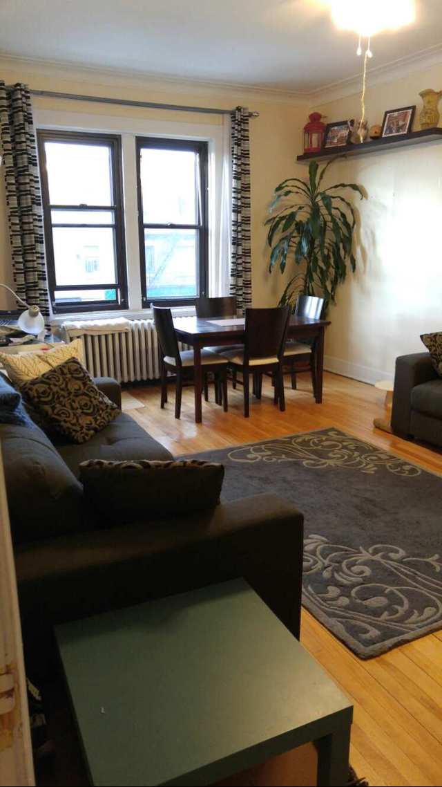 Large renovated  4 1/2 in the heart of Monkland Village for July - Photo 5