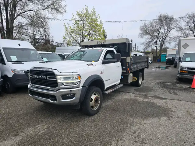 2021 Ram 5500 SLT - Photo 2