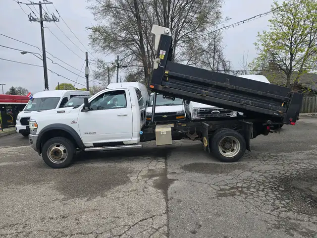 2021 Ram 5500 SLT - Photo 3