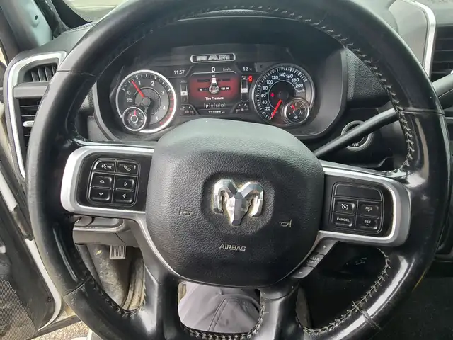 2021 Ram 5500 SLT - Photo 5