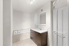 appartement  condo logement 41/2 a loué GARAGE - Photo 8