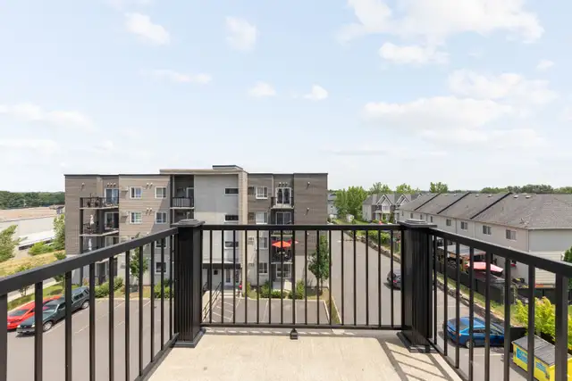 appartement  condo logement 41/2 a loué GARAGE - Photo 18