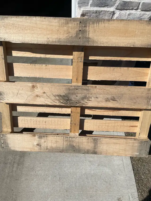 wooden pallet