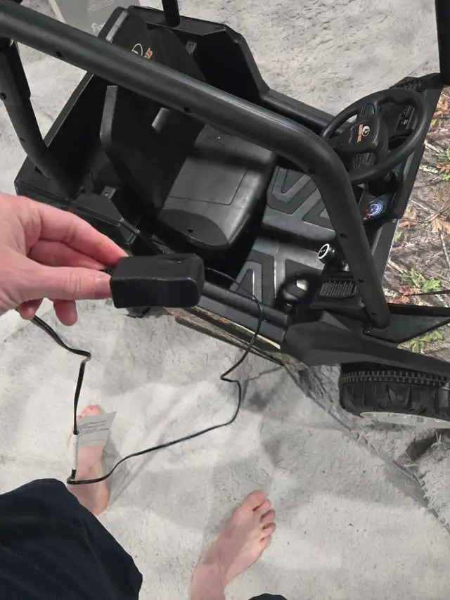 Battery powered kids atv - Photo 4