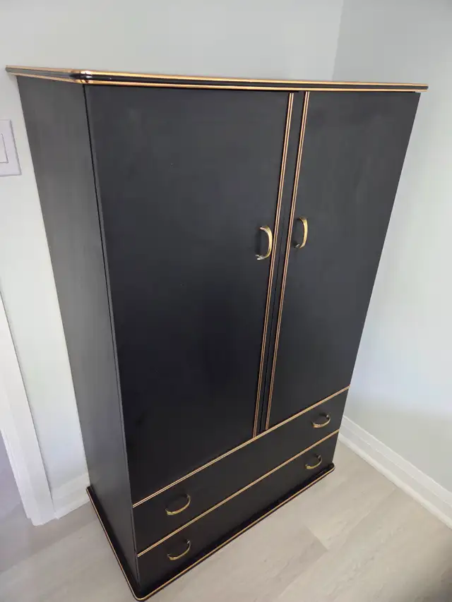 Free Bedroom furniture