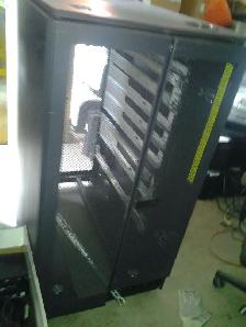 dell 24u server cabinet lockable/ removable doors and sides