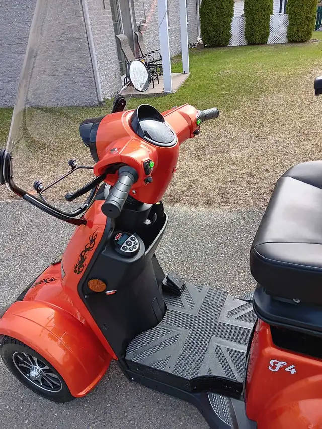 Quadriporteur Liberta électrique2025 autonomie 90klm vitesse 32k - Photo 7