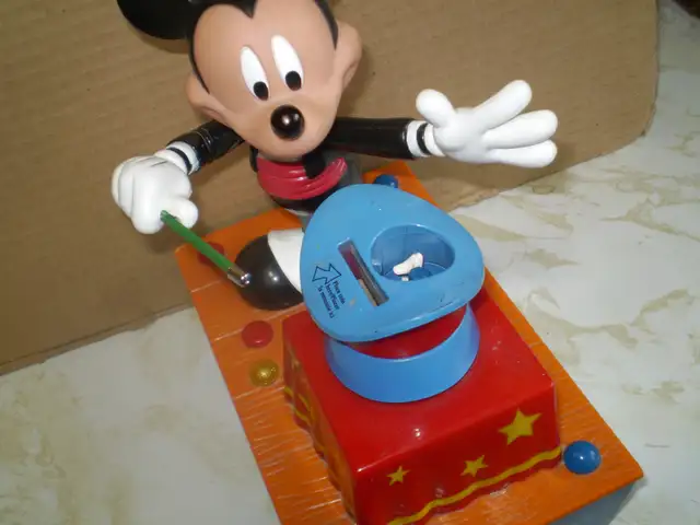 MICKEY MOUSE MAGICIAN THINKAWAY BANK-TALKS/MOVES- USED-WORKS $50 - Photo 3
