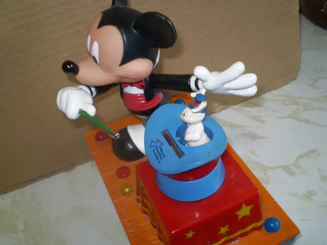 MICKEY MOUSE MAGICIAN THINKAWAY BANK-TALKS/MOVES- USED-WORKS $50 - Photo 4
