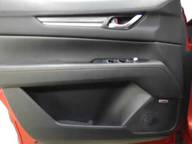 2019 MAZDA CX-5 GT AWD, TOIT, CUIR, NAVI, CARPLAY, HUD, FULL!! - Photo 28