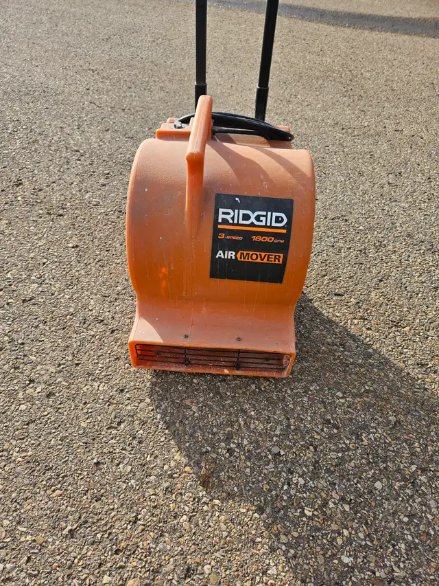 2 Rigid Air Movers, 1600 cfm, 3-speed. $ 60 Each