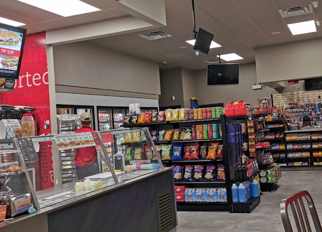 Hiring Part-Time Cashier - Esso Brantford - Photo 3