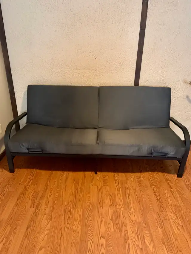 BRAND NEW FUTON