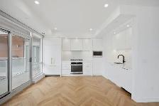 Welcome to this beautifully maintained 3-bedroom condo - Photo 3
