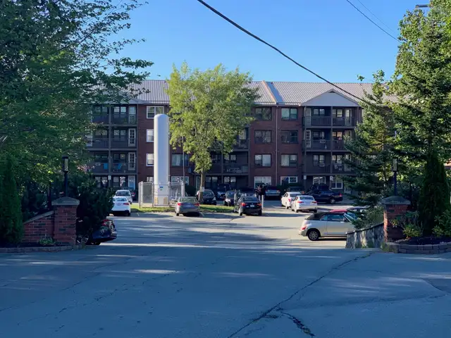 2 bedroom  90 Camelot Lane July 1 - Photo 3