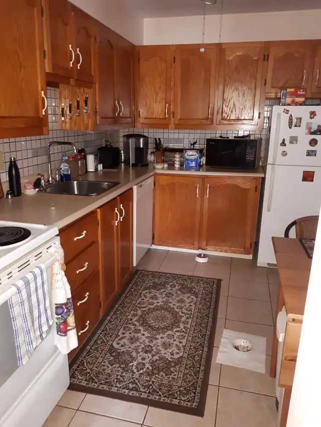 2 bedroom  90 Camelot Lane July 1 - Photo 7