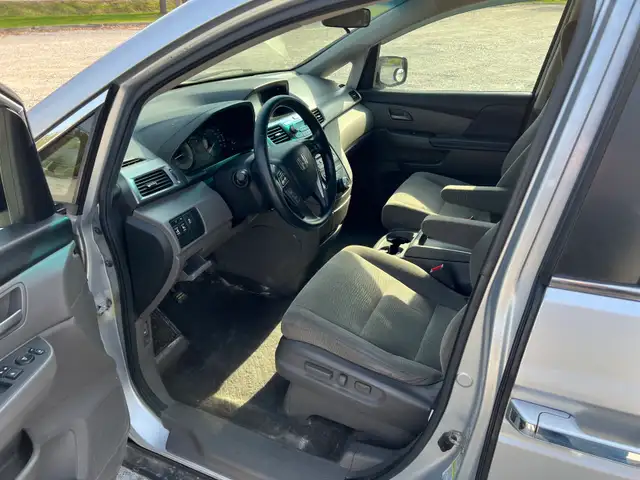 2011 Honda odyssey - Photo 6