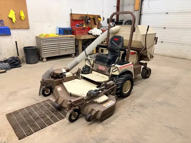 2019 GRASSHOPPER 725DT6 ZERO TURN MOWER-JOHN DEERE,KUBOTA ETC - Photo 2