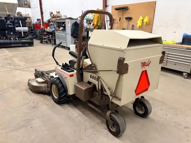 2019 GRASSHOPPER 725DT6 ZERO TURN MOWER-JOHN DEERE,KUBOTA ETC - Photo 3