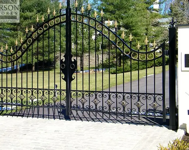 20FT Decorative Iron Gate w/ Arrow Art - Photo 6