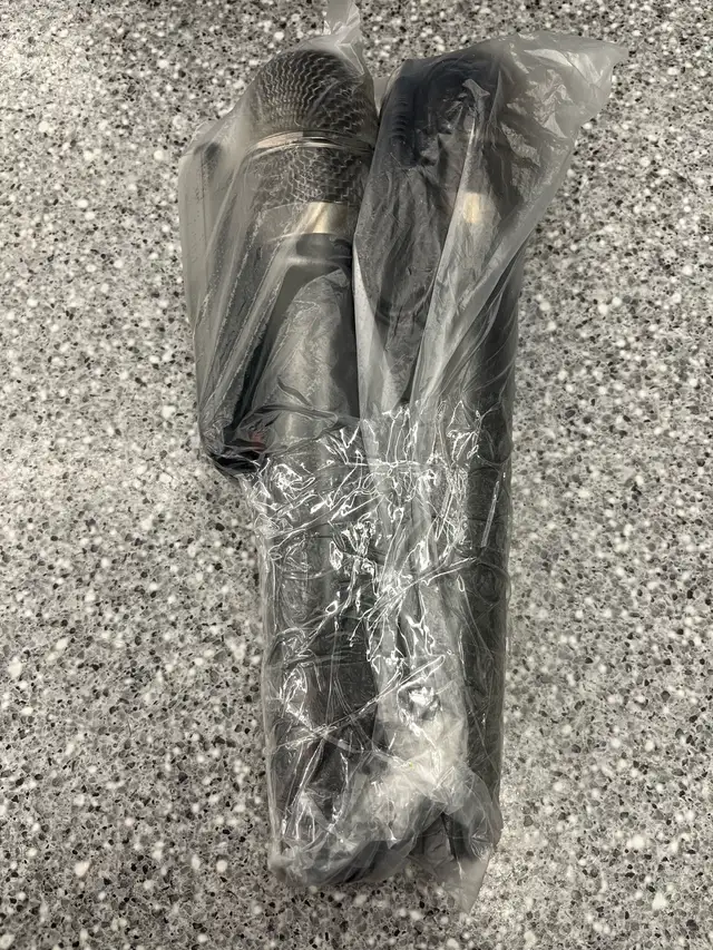 JYX-S55 Karaoke Machine W/ 2 Mics - Photo 3