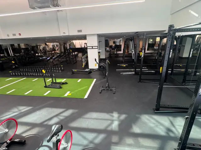 COMPLETE FITNESS CENTRE - SHORT NOTICE AUCTION SALE - Photo 9