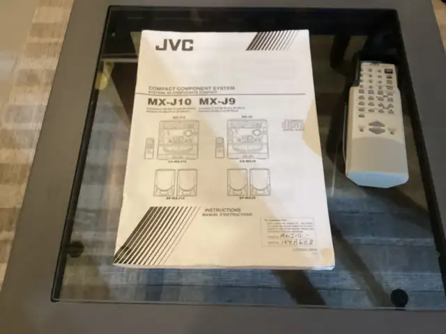 JVC  Compact Component System - Photo 2