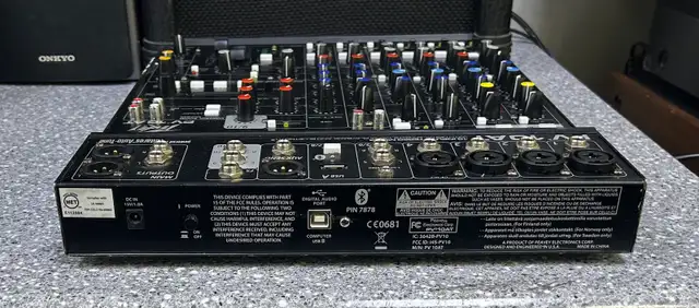 Peavey PV 10AT BT Powered Mixer - Photo 5