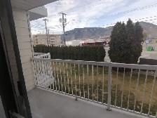 SPACIOUS – RENOVATED – PET FRIENDLY