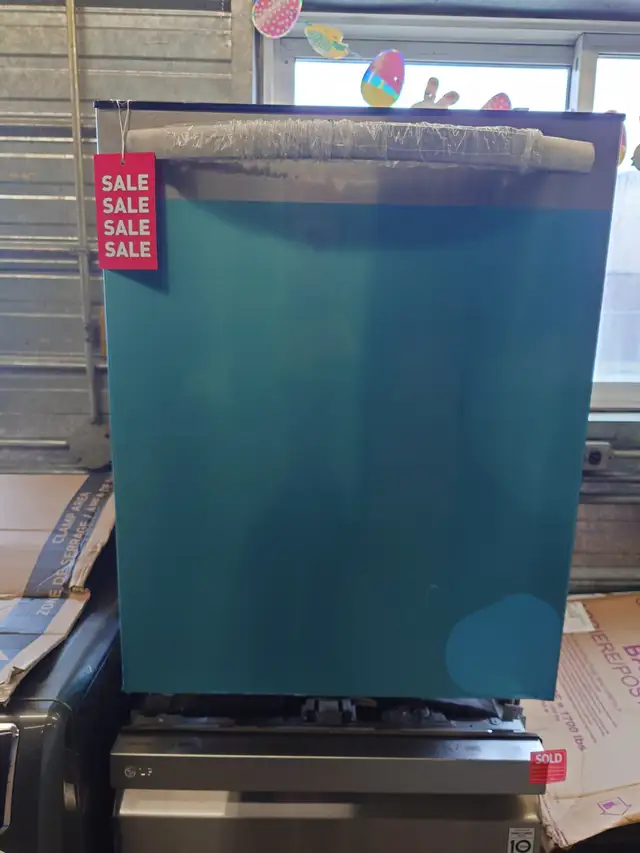 Frigidaire '24' Stainless Steel Dishwasher on Sale‼️
