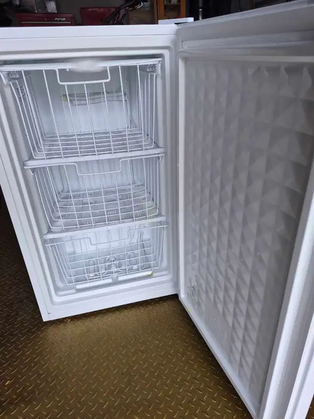 mini freezer - Photo 2