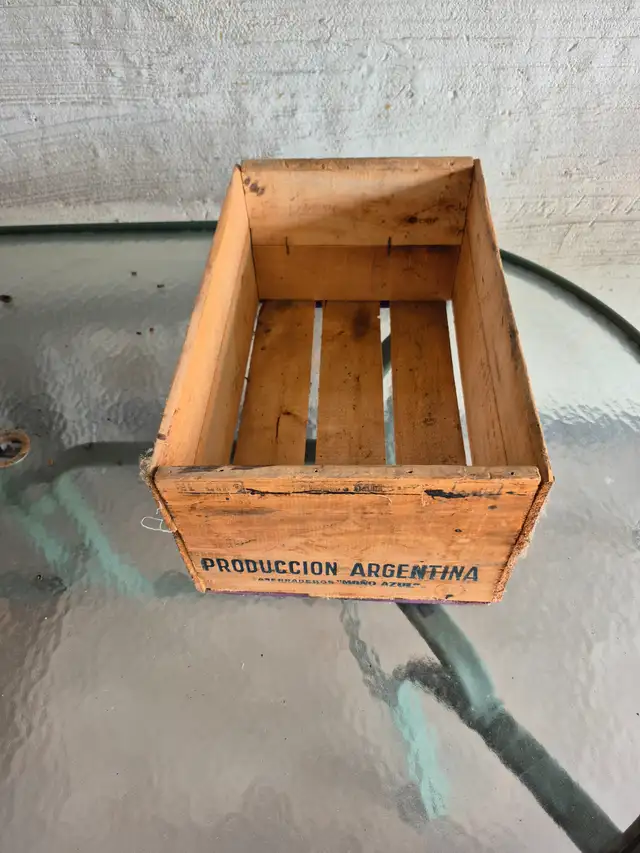 Antique Wooden Crate - Photo 3