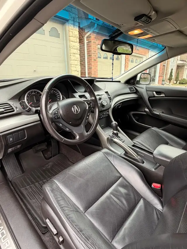 2010 Acura TSX - Photo 3