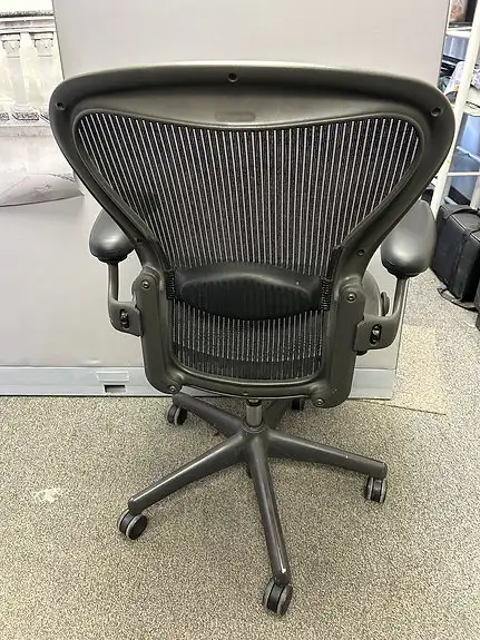 Herman Miller Aeron Chair Size B with Lumber! - Photo 3