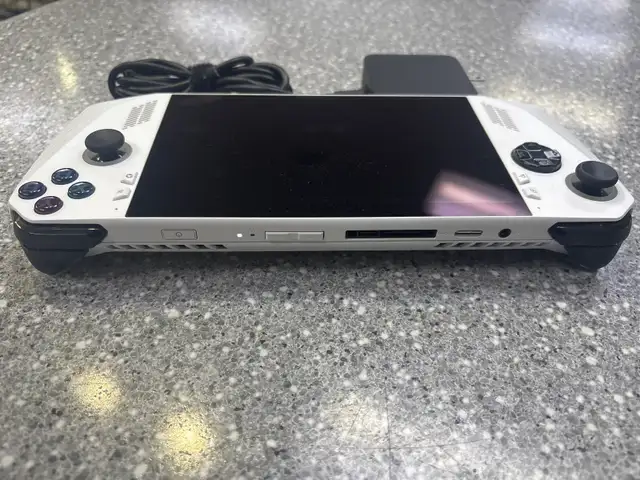 ASUS ROG Ally Ryzen Z1 Extreme 16GB 512GB AMD Radion Graphics - Photo 4