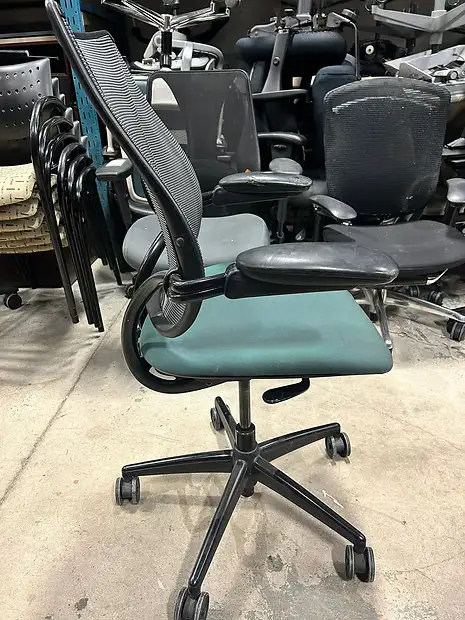 Humanscale Liberty Task Chair! - Photo 3