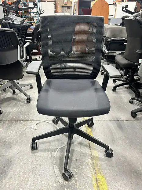 Allseating Entail Basic Synchro Tilt Task Chair! - Photo 5
