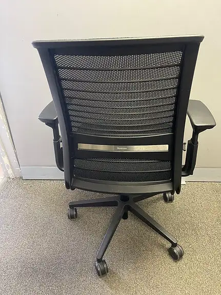 Steelcase Think V2 Chair! - Photo 3