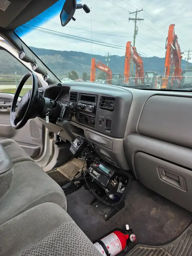 2001 Ford F250 4 X 4 - Photo 5
