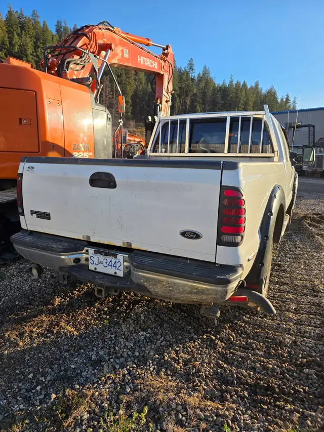2001 Ford F250 4 X 4 - Photo 6