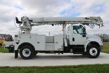 2019 International MV607 Altec DM47-TR Digger Derrick - Photo 3