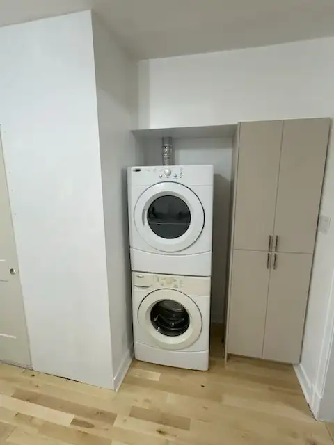 MÉTRO ET PARC LAURIER, TRÈS BEAU 3 1/2 2ÈME ÉTAGE RUE BOYER - Photo 9