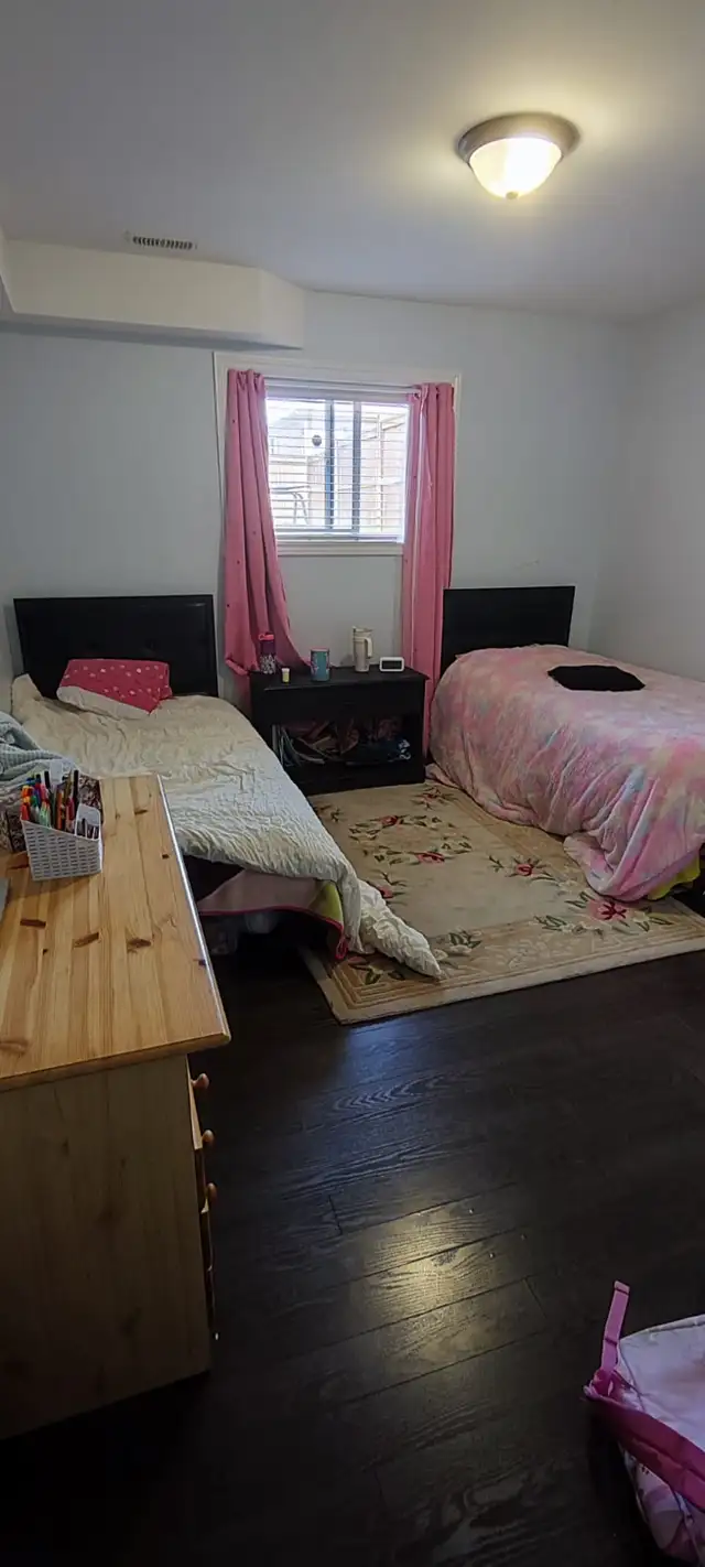 Lower Unit for Rent (Available from Jun 1st 2026) near Dominion - Photo 4