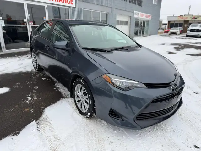 2017 Toyota Corolla LE FWD - Photo 6